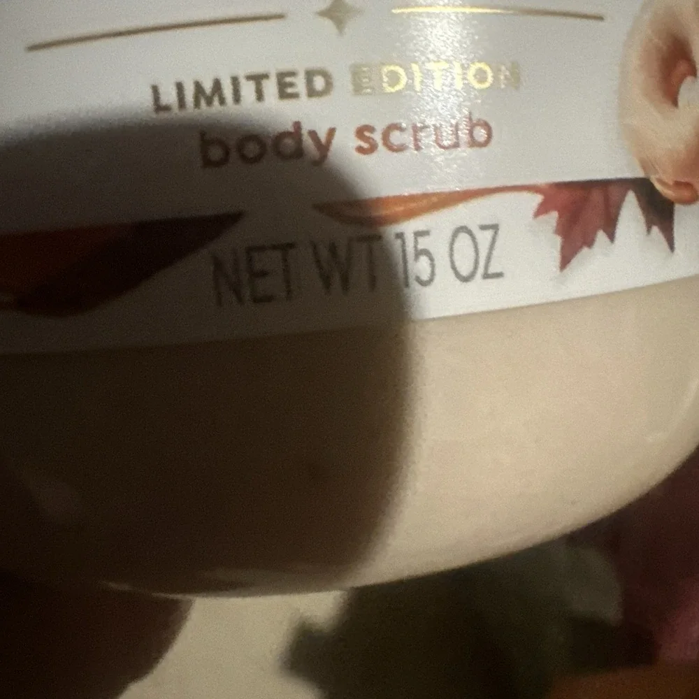 Dove Maple Glazed Donut Body Scrub Limited Edition Holiday Treats 15 oz Not Used